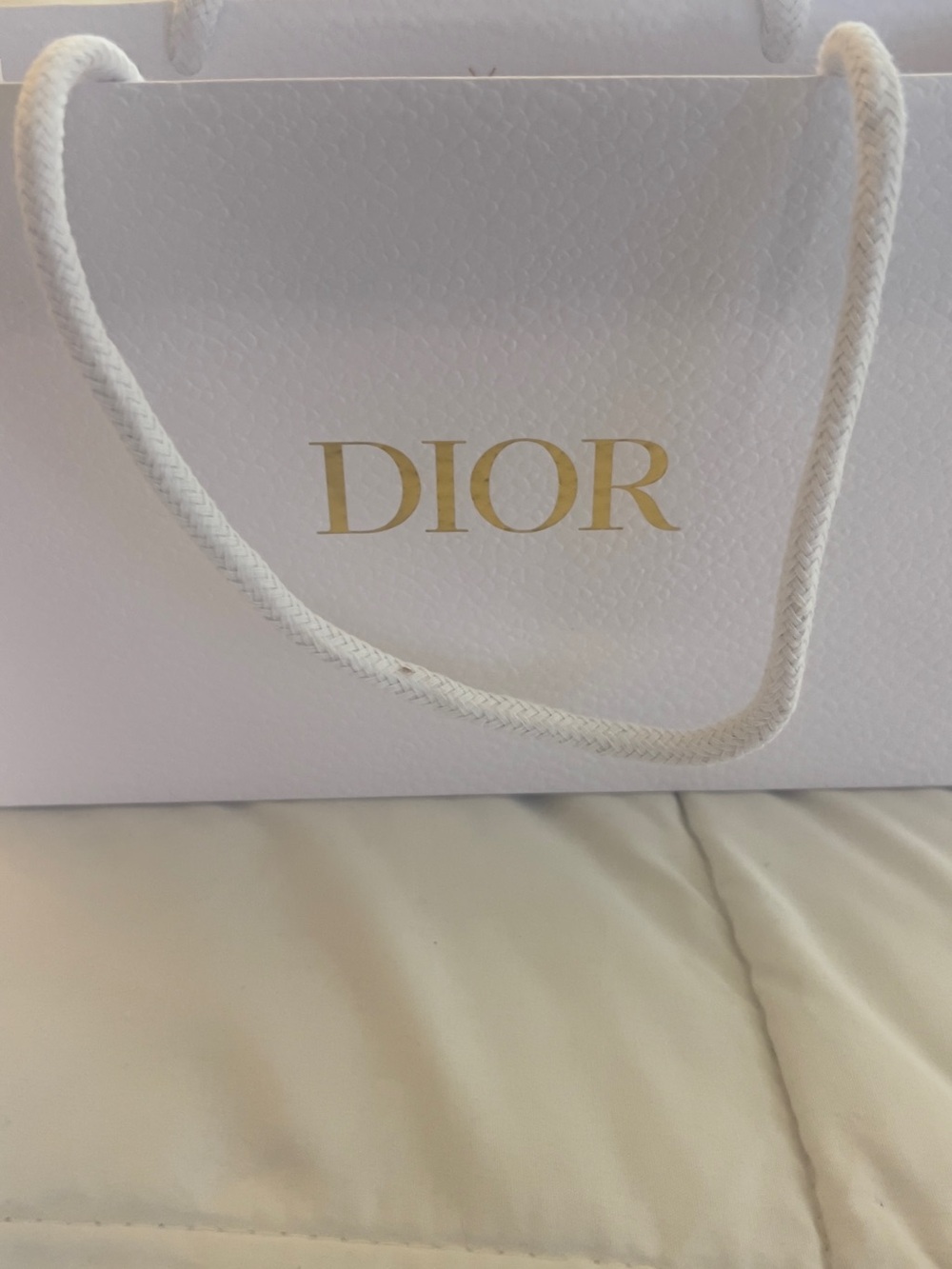Dior White Gift Box with Blush Pink Ribbon - Picture 4 of 7